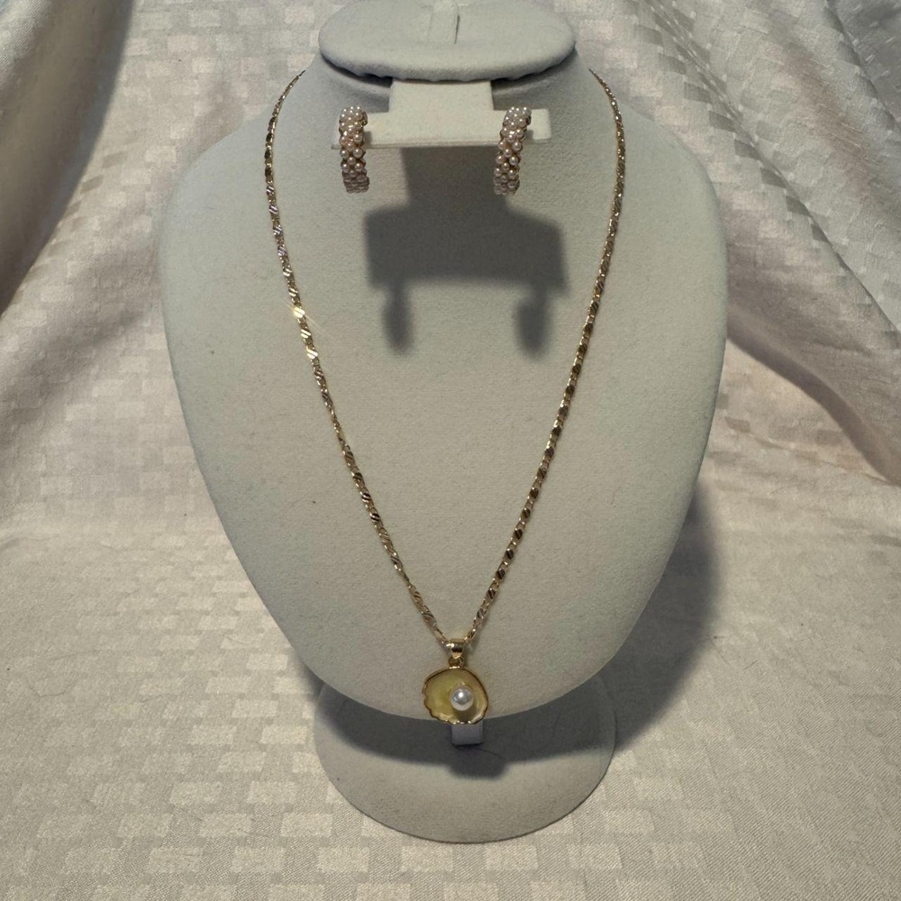 Gold‑Tone Pearl Seashell Jewelry Set New • Necklace + Hoop Earrings New